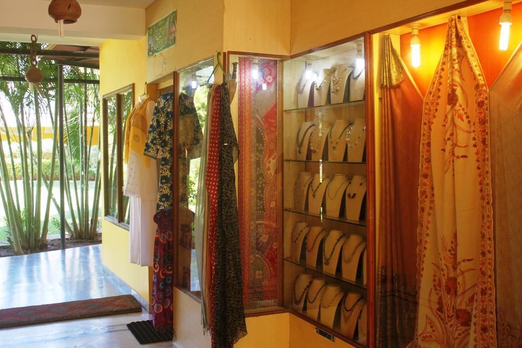 Sterling Arunai Anantha - Tiruvannamalai, Bagian luar foto