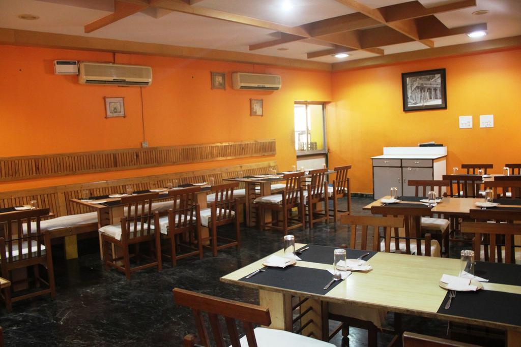 Sterling Arunai Anantha - Tiruvannamalai, Bagian luar foto