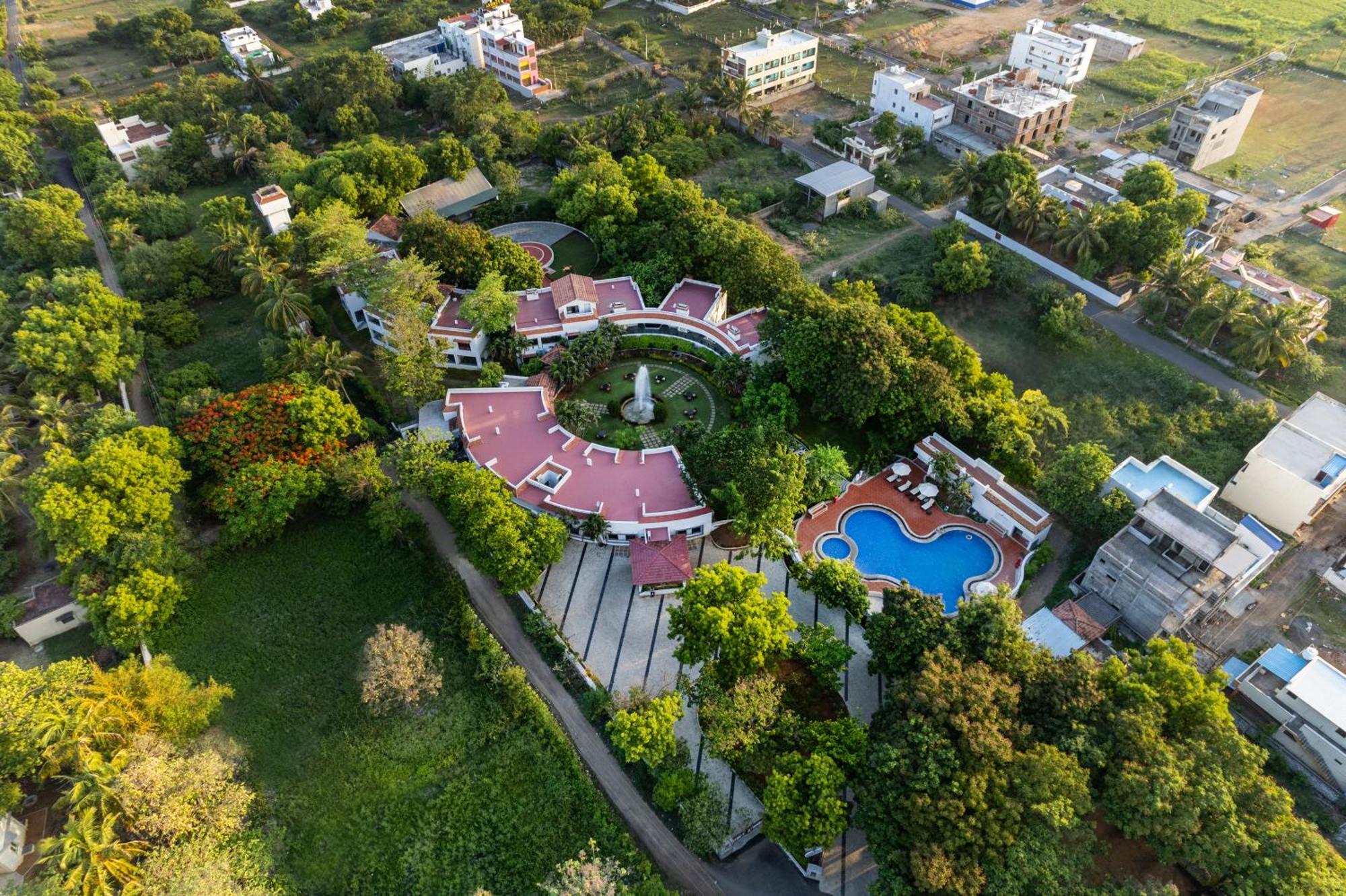 Sterling Arunai Anantha - Tiruvannamalai, Bagian luar foto